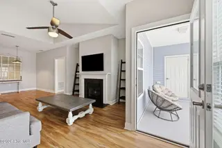 1924 Tara Court 202, Greenville, NC 27858 – photo 14: Living room 1