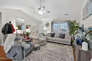 7129 Thurgood Road, Wilmington, NC 28411 – photo 6: 06_beyc69a20bf868f65