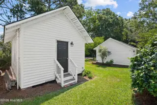 500 W Main Street, Mount Olive, NC 28365 – photo 15: IMG_1134