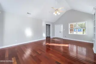 223 Riverbend Road, Jacksonville, NC 28540 – photo 5: Living Room