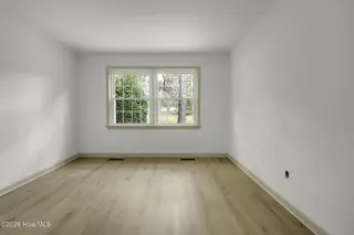 317 Driftwood Circle B, Southern Pines, NC 28387 – photo 15: 15-web-or-mls-_D2L1617_7342