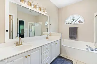 1128 Mill Run Road, Sneads Ferry, NC 28460 – photo 21: Owner's Suite Bathroom