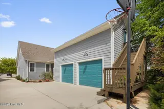 380 Manning Square, Southern Pines, NC 28387 — 5-bedroom home in Walker Station, Southern Pines, NC, photo 3 of 34: Garage