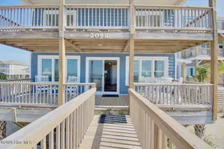 209 W Beach Drive, Oak Island, NC 28465 – photo 6: 209 W Beach Drive 8