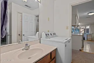 204 Fairway Court, Southern Pines, NC 28387 – photo 23: bath