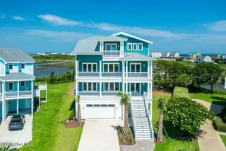 53 Sailview Drive, North Topsail Beach, NC 28460 – photo 3: 53SailviewExteriors3