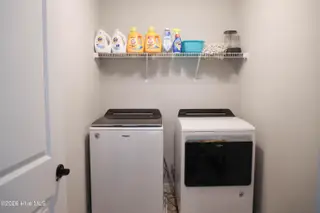 7830 Champlain Drive, Wilmington, NC 28412 – photo 21: 2nd Floor Laundry