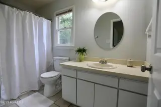 100 Sawmill Road E, Pinehurst, NC 28374 – photo 13: primary bath