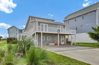 1720 N New River Drive, Surf City, NC 28445 — 5-bedroom home in Old Settlers Beach, Surf City, NC, photo 1 of 44
