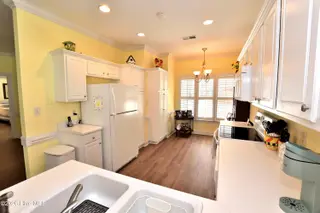 135 Irene Court, Rocky Mount, NC 27804 – photo 14: Kitchen