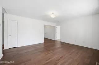 1402 Lockwood Road, Kinston, NC 28501 — 3-bedroom home in Brentwood, Kinston, NC, photo 5 of 37: Living room