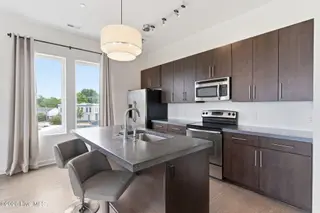 314 Davis Street Unit 301, Wilmington, NC 28401 — 2-bedroom condo in Downtown, Wilmington, NC, photo 20 of 60