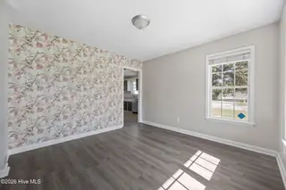 300 Carlisle Court, Jacksonville, NC 28540 – photo 8: 29-web-or-mls-_RAD5038