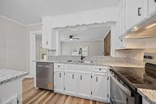 450 Camellia Street, Kinston, NC 28504 – photo 14: 14-web-or-mls-IMG_3541