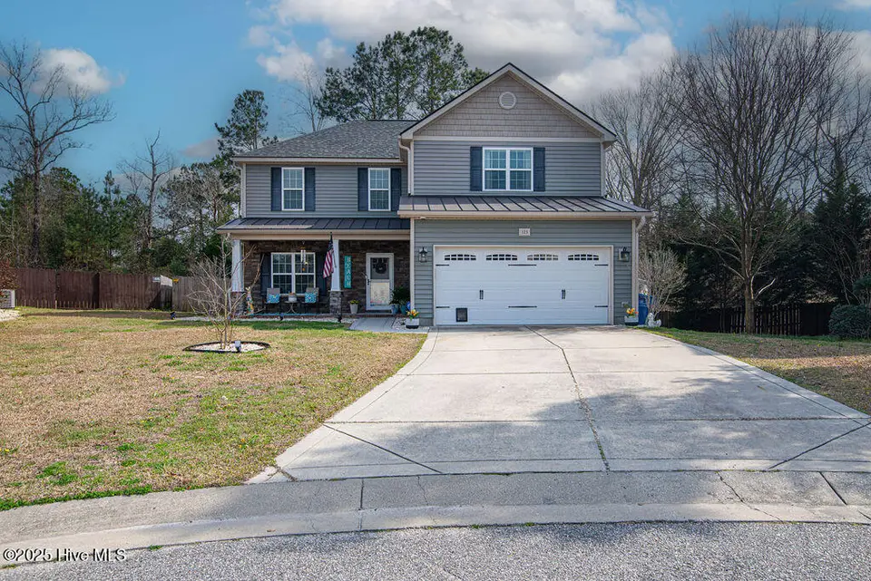 125 Katrina Street, Sneads Ferry, NC 28460 – photo 1 of 42: Primary