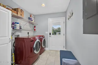 140 NE 18th Street, Oak Island, NC 28465 – photo 19