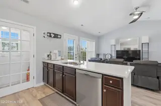 2325 White Oak River Road, Maysville, NC 28555 – photo 4: 2325 white oak river _ Interior (5 of 19