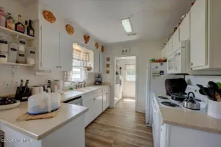 613 Franklin Avenue, New Bern, NC 28560 – photo 22: 22-613_Franklin-9