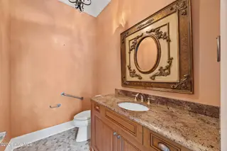 1301 S Moorings Drive, Wilmington, NC 28405 — 4-bedroom home in Landfall, Wilmington, NC, photo 11 of 68: 20_bathroom