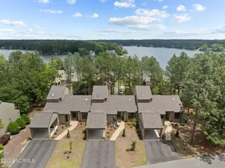 22 Lake Pinehurst Villas Road, Pinehurst, NC 28374 – photo 2: 72-web-or-mls-DJI_0799