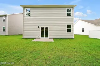 240 Red Vineyard Way Lot 03, Jacksonville, NC 28546 – photo 23: Similar Home