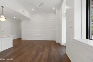 805 Mulberry Street Unit 205, Beaufort, NC 28516 – photo 10: Living Room