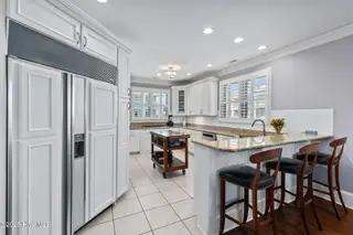 104 Gallants Lane, Beaufort, NC 28516 — 5-bedroom home in Gallants Landing, Beaufort, NC, photo 13 of 52: Kitchen