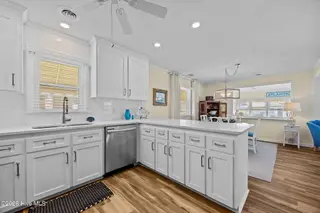 510 W Bogue Boulevard, Atlantic Beach, NC 28512 – photo 20: open concept