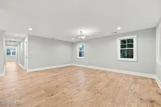 2609 Arendell Street, Morehead City, NC 28557 – photo 20: living room