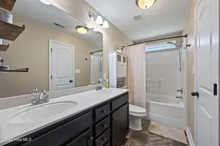 221 Breakwater Drive, Sneads Ferry, NC 28460 – photo 21: Primary Bath