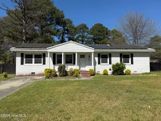 323 Cardinal Road, Jacksonville, NC 28546 – photo 1: 323 Cardinal Road, Jacksonville, NC