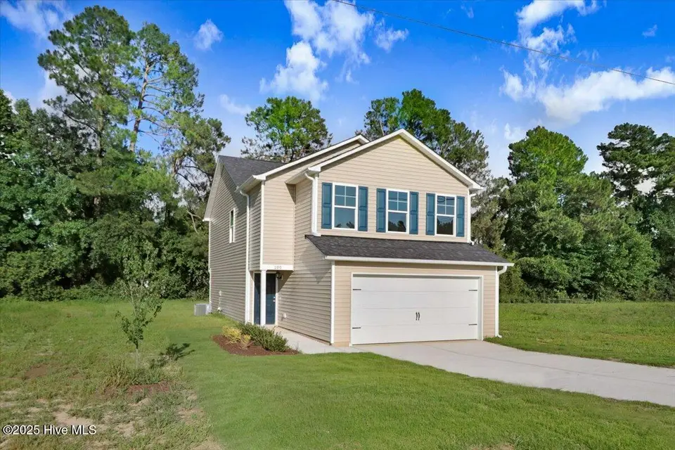 200 Streamlet Drive, Fremont, NC 27830 – photo 1 of 25: MAIN