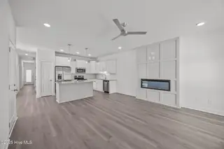2100 Dartford Drive A, Greenville, NC 27834 – photo 7: 6-web-or-mls-BLS_0003
