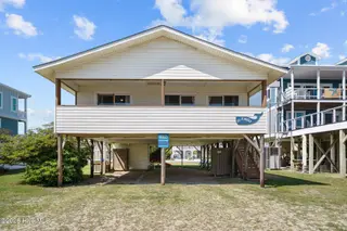 508 W Beach Drive, Oak Island, NC 28465 – photo 2: 508 W Beach Dr