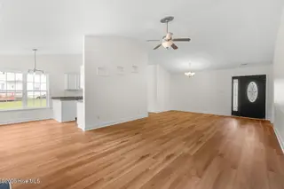144 Forest Bluff Drive, Jacksonville, NC 28540 — 3-bedroom home in River Hills, Jacksonville, NC, photo 7 of 28: forest-7