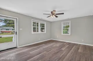 113 Cole Drive, Jacksonville, NC 28540 — 3-bedroom home in Bell Fork Homes, Jacksonville, NC, photo 6 of 33