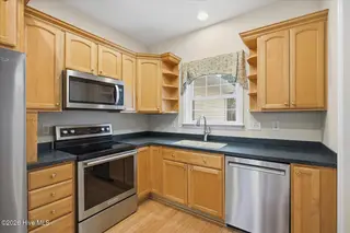 44 Fairway Drive, Shallotte, NC 28470 – photo 23: Kitchen
