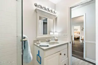 417 4th Street, Sunset Beach, NC 28468 — 4-bedroom home, Sunset Beach, NC, photo 24 of 41: 417 4th St, Sunset Beach, NC