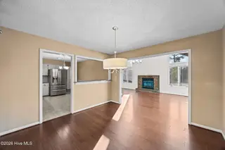 212 Pinewood Drive, New Bern, NC 28562 – photo 16: 33-web-or-mls-0C0A1199