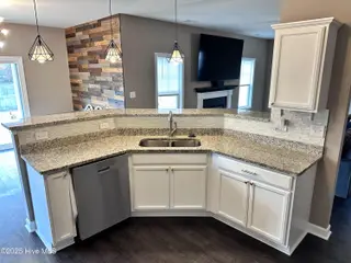 820 Tuscarora Trail, Jacksonville, NC 28546 – photo 13: IMG_6020