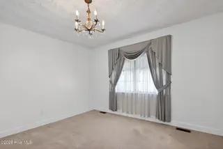 1911 Lenoir Drive E, Wilson, NC 27893 – photo 4: 4-web-or-mls-1911-lenoir-dr-e-wilson-nc-
