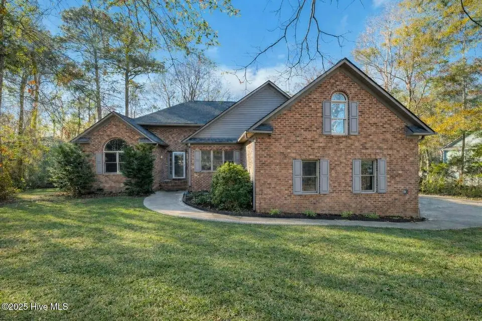 214 Ravenswood Road, Hampstead, NC 28443 – photo 1 of 41: e3f75ab7-1a66-4ee0-9341-8341633aa945