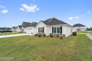 412 Montgomery Drive, Jacksonville, NC 28546 – photo 3: DSC07359