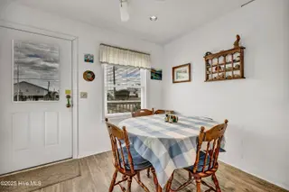 1023 Carolina Boulevard, Topsail Beach, NC 28445 – photo 10: Dining Area