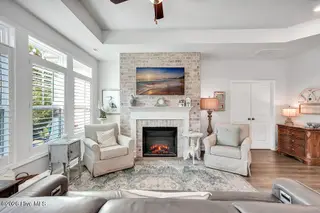 142 Rice Marsh Way, Wilmington, NC 28412 — 3-bedroom home in Bella Port, Wilmington, NC, photo 22 of 62: 142 RICE MARSH WAY - LIVING ROOM