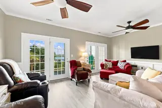 1800 Bay Street 206, Morehead City, NC 28557 – photo 19: 33-web-or-mls-1800 Bay St 206 - 052