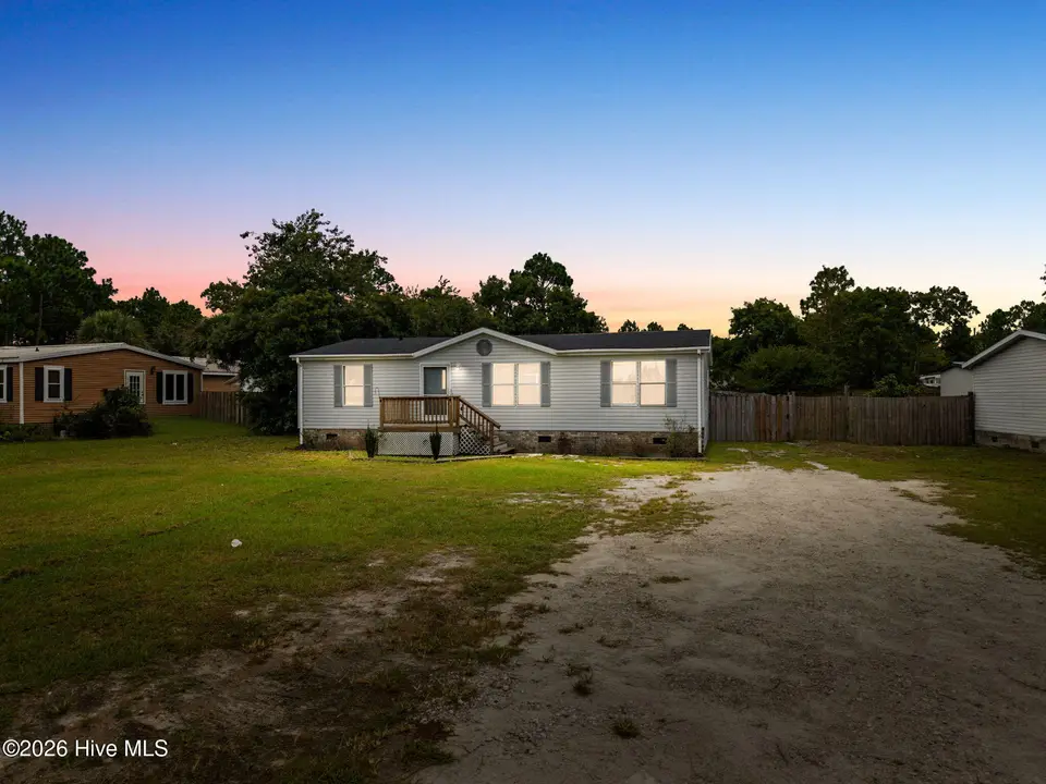 1172 Fifty Lakes Drive, Southport, NC 28461 — 3-bedroom manufactured home in Boiling Spring Lakes, Southport, NC, photo 1 of 52: 3-web-or-mls-CamMediallc.com (14 of 45)