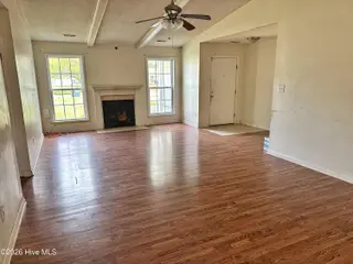 1003 Brynn Marr Road, Jacksonville, NC 28546 – photo 3: LIVING ROOM