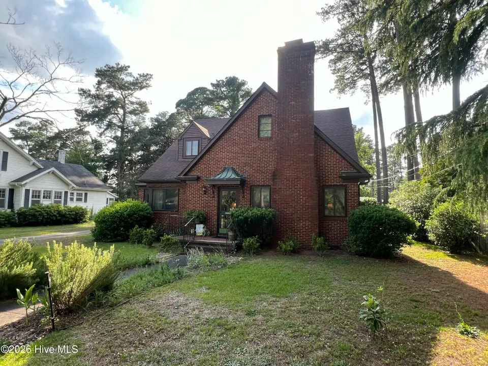 906 Carey Road, Kinston, NC 28501 – photo 1 of 25: IMG_4776