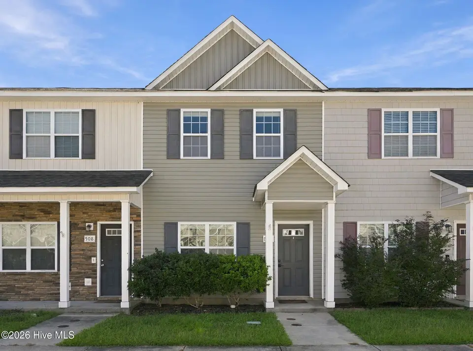 506 Oyster Rock Lane, Sneads Ferry, NC 28460 – photo 1 of 51